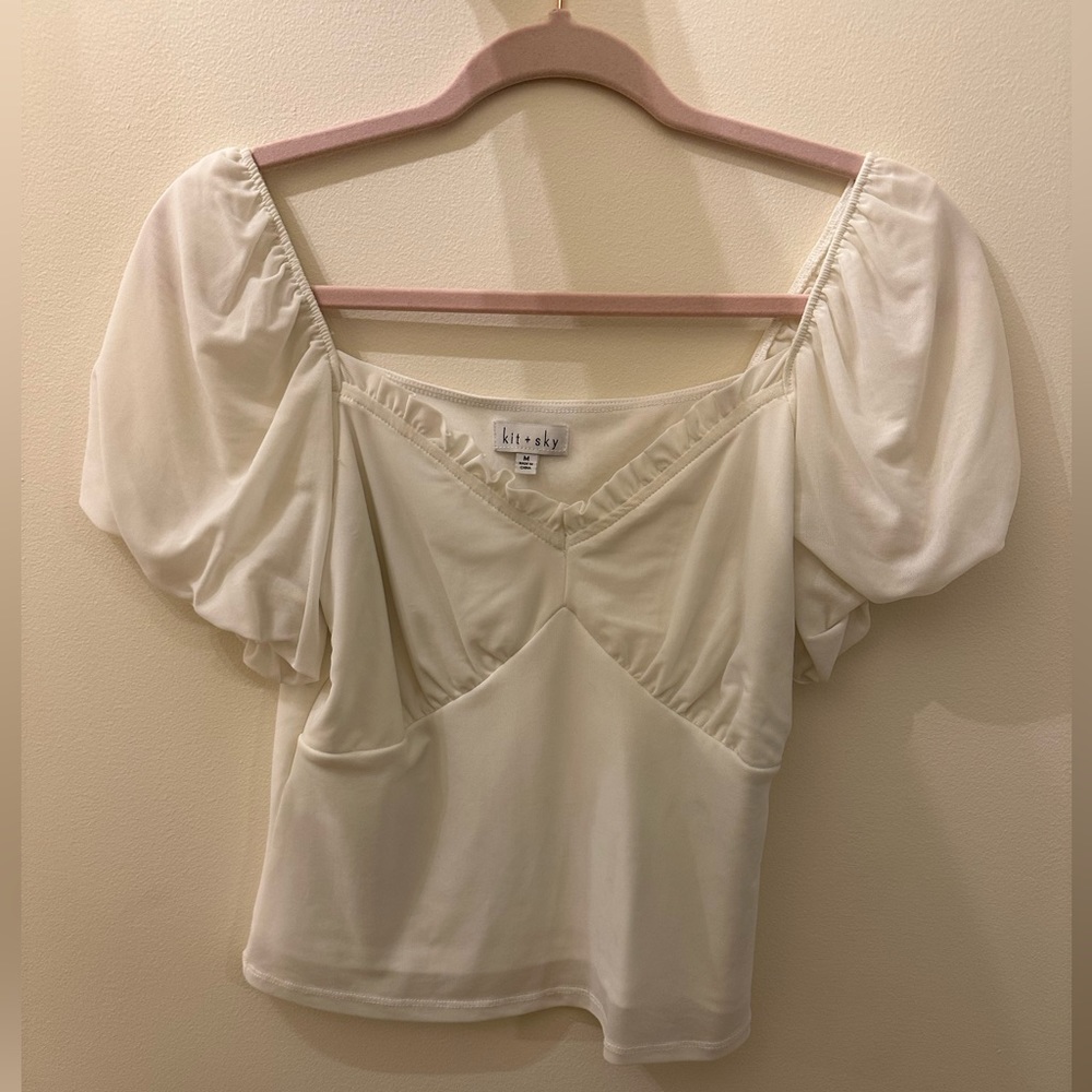 White puff sleeve top kit+sky size medium